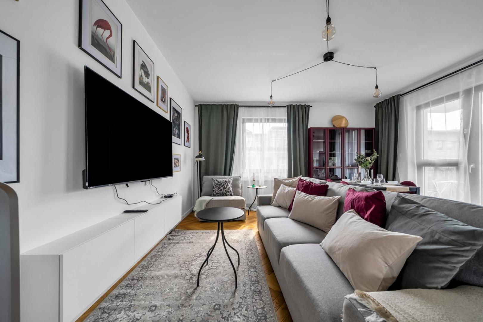 Skierniewicka Apt - Parking, Workspace, Balcony - By Rentujemy Varsavia Esterno foto