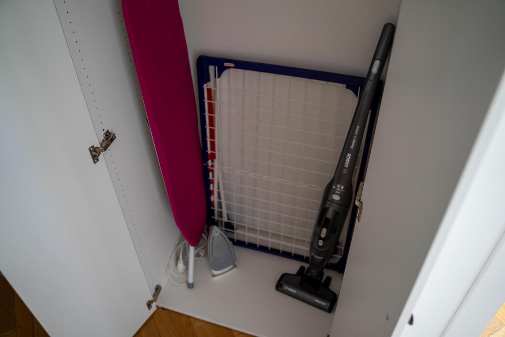 Skierniewicka Apt - Parking, Workspace, Balcony - By Rentujemy Varsavia Esterno foto