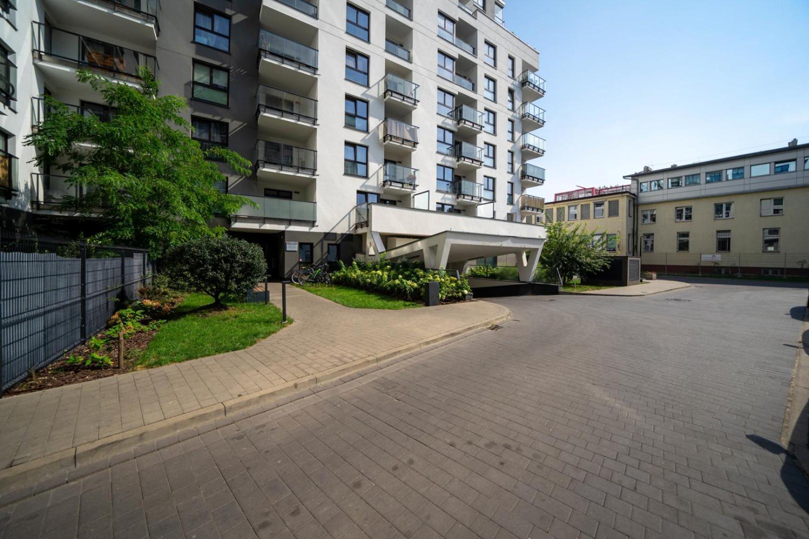 Skierniewicka Apt - Parking, Workspace, Balcony - By Rentujemy Varsavia Esterno foto
