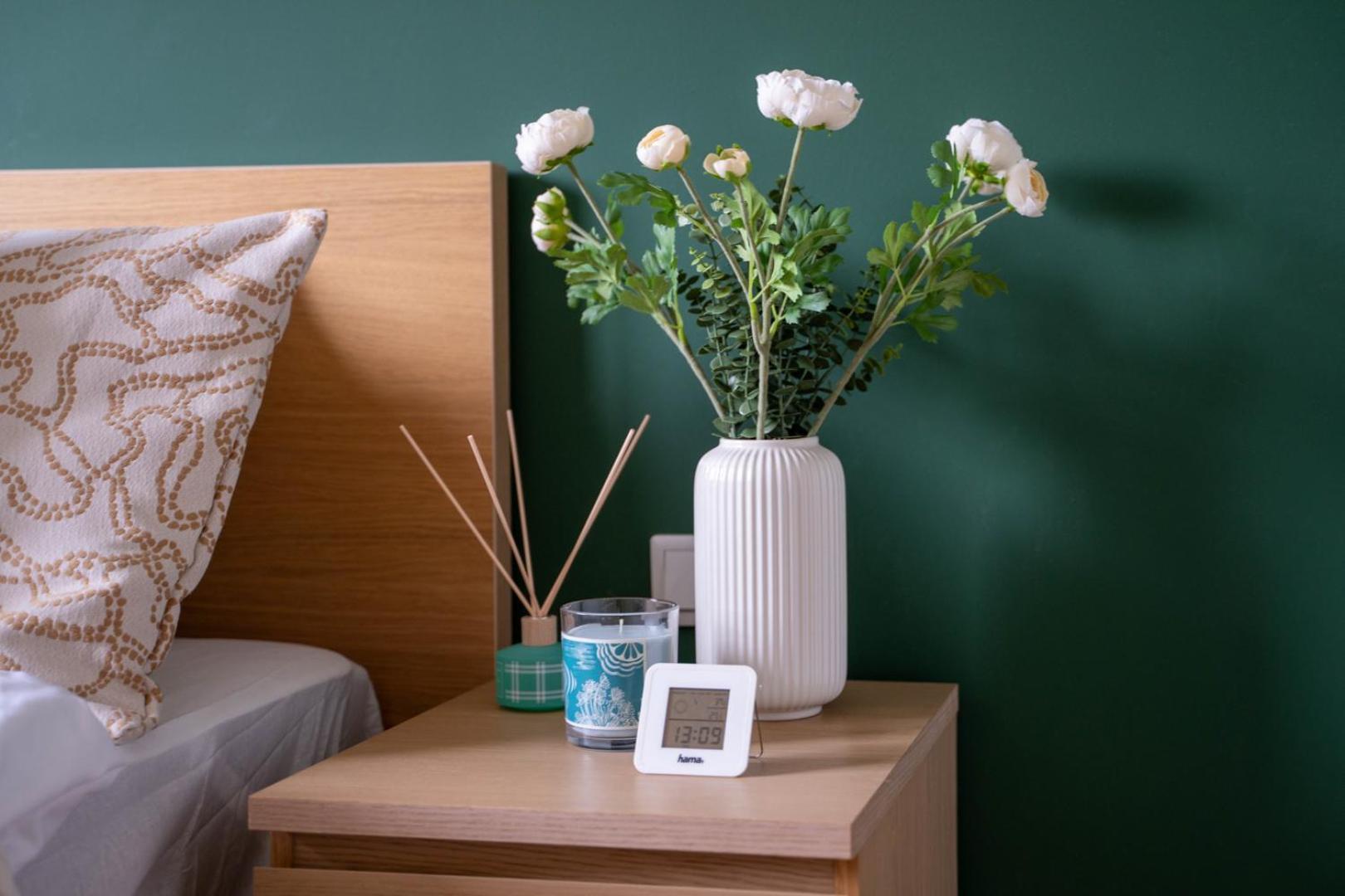 Skierniewicka Apt - Parking, Workspace, Balcony - By Rentujemy Varsavia Esterno foto